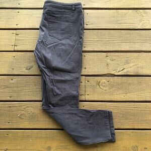 SOHO Grey Zipper Leggings